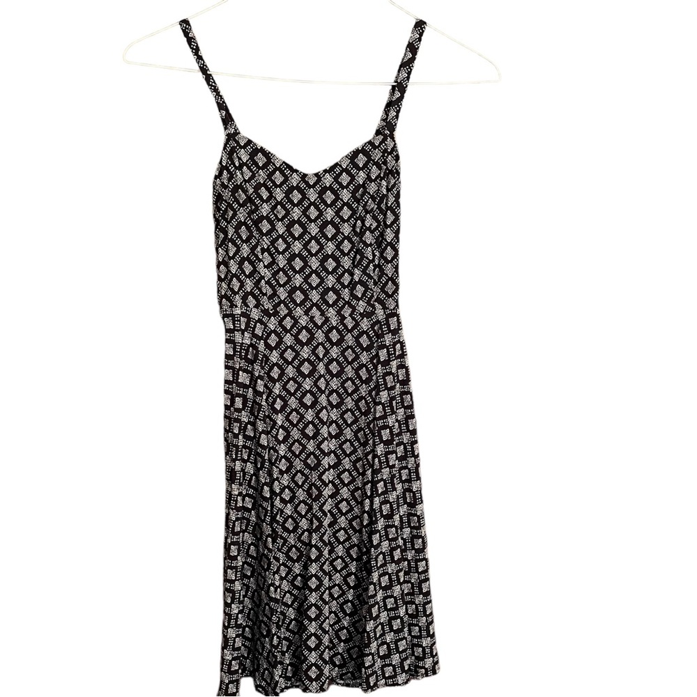 Women’s Size XS Black And White Old Navy Cami Dress